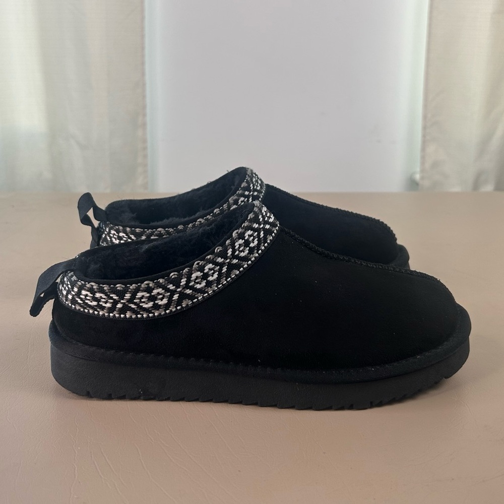 Soda Simmon M Cozy Clogs Black Faux Fur Suede Slip On Mules Womens 6.5 - Picture 9 of 15